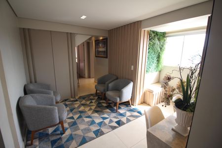 Sala de apartamento à venda com 3 quartos, 170m² em Santa Helena, Belo Horizonte