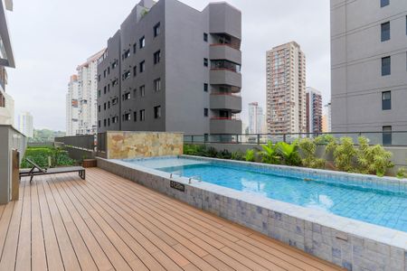 Studio à venda com 35m², 1 quarto e sem vaga Studio à venda com 35m², 1 quarto e sem vagaÁrea comum - Piscina
