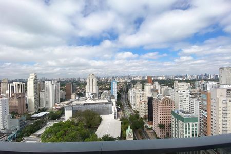 Studio para alugar com 18m², 1 quarto e sem vaga Studio para alugar com 18m², 1 quarto e sem vagaÁrea comum - Piscina