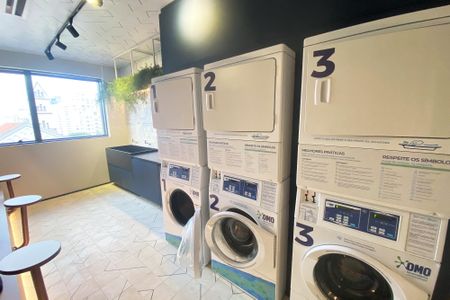Studio para alugar com 18m², 1 quarto e sem vaga Studio para alugar com 18m², 1 quarto e sem vagaLavanderia
