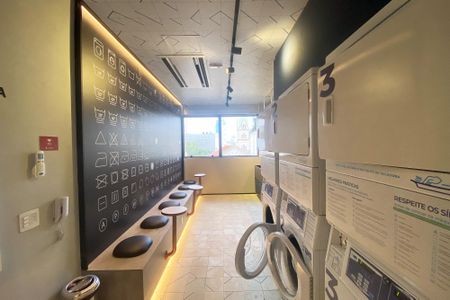 Studio para alugar com 18m², 1 quarto e sem vaga Studio para alugar com 18m², 1 quarto e sem vagaLavanderia