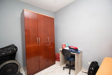 Casa à venda com 240m², 5 quartos e 2 vagas Casa à venda com 240m², 5 quartos e 2 vagasCasa 3 - Quarto 2