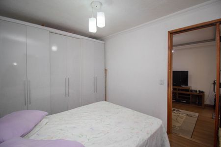 Casa à venda com 240m², 5 quartos e 2 vagas Casa à venda com 240m², 5 quartos e 2 vagasQuarto 1