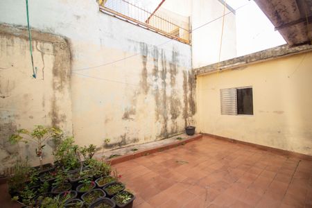 Casa à venda com 240m², 5 quartos e 2 vagas Casa à venda com 240m², 5 quartos e 2 vagasQuintal