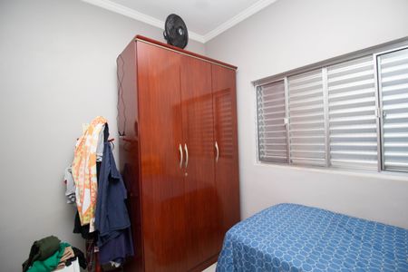 Casa à venda com 240m², 5 quartos e 2 vagas Casa à venda com 240m², 5 quartos e 2 vagasCasa 3 - Quarto 1