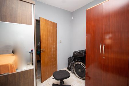 Casa à venda com 240m², 5 quartos e 2 vagas Casa à venda com 240m², 5 quartos e 2 vagasCasa 3 - Quarto 2