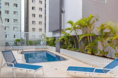 Apartamento à venda com 200m², 3 quartos e 2 vagasÁrea comum - Piscina