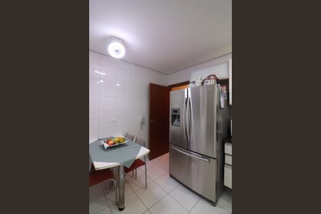 Apartamento à venda com 200m², 3 quartos e 2 vagasCozinha
