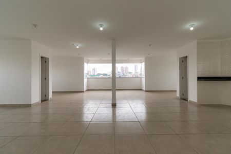 Apartamento à venda com 46m², 2 quartos e sem vagaÁrea comum - Salão de festas