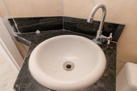 Apartamento à venda com 46m², 2 quartos e sem vagaBanheiro