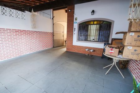 Garagem de casa para alugar com 2 quartos, 60m² em Vila Caiçara, Praia Grande