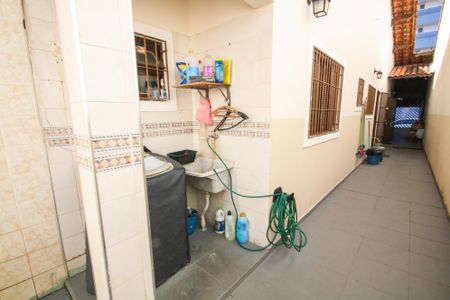 Área de Serviço de casa para alugar com 2 quartos, 60m² em Vila Caiçara, Praia Grande