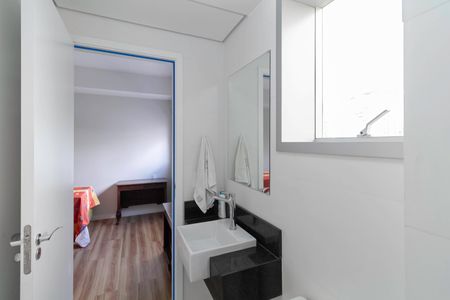 Apartamento para alugar com 64m², 2 quartos e 2 vagasBanheiro da suíte