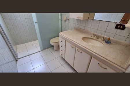 Apartamento à venda com 84m², 2 quartos e 1 vaga Apartamento à venda com 84m², 2 quartos e 1 vagaBanheiro Social