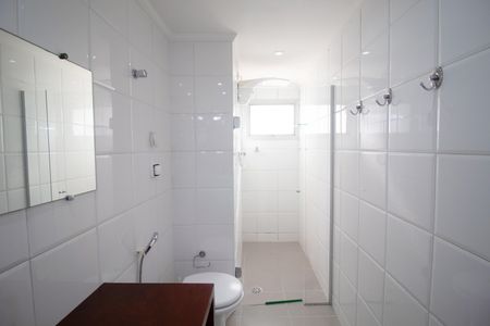Apartamento para alugar com 110m², 4 quartos e 1 vaga Apartamento para alugar com 110m², 4 quartos e 1 vagaBanheiro