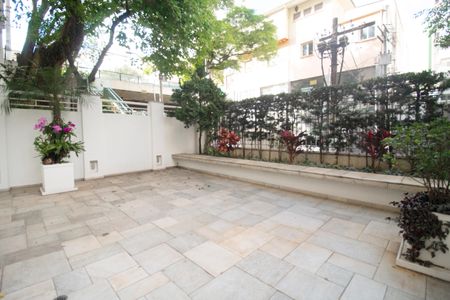 Apartamento para alugar com 110m², 4 quartos e 1 vaga Apartamento para alugar com 110m², 4 quartos e 1 vagaÁrea comum