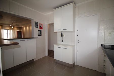 Apartamento para alugar com 110m², 4 quartos e 1 vaga Apartamento para alugar com 110m², 4 quartos e 1 vagaCozinha