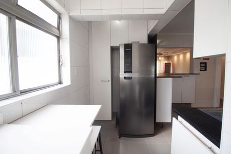 Apartamento para alugar com 110m², 4 quartos e 1 vaga Apartamento para alugar com 110m², 4 quartos e 1 vagaÁrea de Serviço