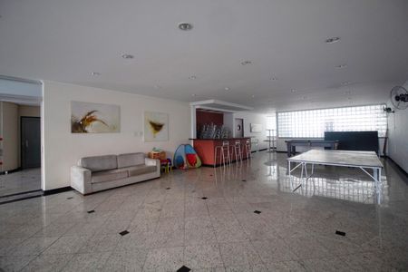 Apartamento para alugar com 110m², 4 quartos e 1 vaga Apartamento para alugar com 110m², 4 quartos e 1 vagaÁrea comum