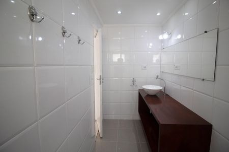 Apartamento para alugar com 110m², 4 quartos e 1 vaga Apartamento para alugar com 110m², 4 quartos e 1 vagaBanheiro
