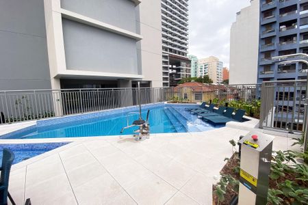 Apartamento à venda com 77m², 2 quartos e 1 vaga Apartamento à venda com 77m², 2 quartos e 1 vagaÁrea comum - Piscina