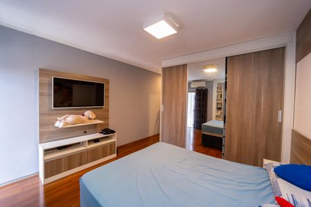 Casa à venda com 165m², 3 quartos e 5 vagas Casa à venda com 165m², 3 quartos e 5 vagasSuíte 1