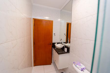 Casa à venda com 165m², 3 quartos e 5 vagas Casa à venda com 165m², 3 quartos e 5 vagasBanheiro da Suíte 3