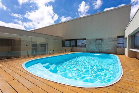 Apartamento à venda com 161m², 3 quartos e 2 vagas Apartamento à venda com 161m², 3 quartos e 2 vagasPiscina Privativa