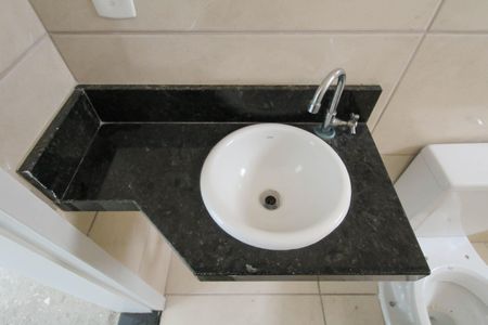 Apartamento à venda com 48m², 2 quartos e sem vagaBanheiro Social