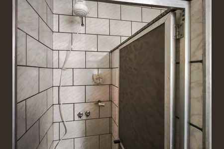 Apartamento à venda com 48m², 1 quarto e sem vaga Apartamento à venda com 48m², 1 quarto e sem vagaBanheiro Social