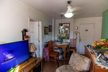 Sala de apartamento à venda com 2 quartos, 65m² em Centro, Niterói