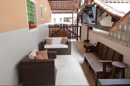 Casa de condomínio à venda com 132m², 5 quartos e 3 vagas Casa de condomínio à venda com 132m², 5 quartos e 3 vagasÁrea Gourmet