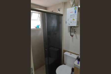 Casa de condomínio à venda com 132m², 5 quartos e 3 vagas Casa de condomínio à venda com 132m², 5 quartos e 3 vagasBanheiro da Suíte