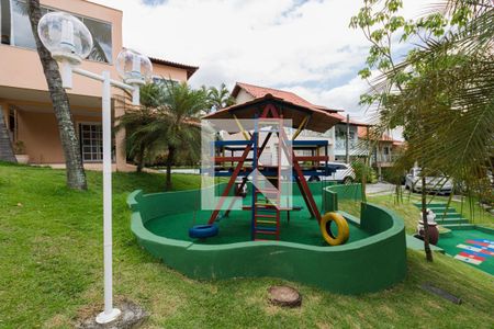 Casa de condomínio à venda com 132m², 5 quartos e 3 vagas Casa de condomínio à venda com 132m², 5 quartos e 3 vagasÁrea comum - Playground