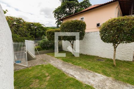 Casa de condomínio à venda com 132m², 5 quartos e 3 vagas Casa de condomínio à venda com 132m², 5 quartos e 3 vagasÁrea comum