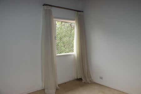 Casa de condomínio para alugar com 290m², 4 quartos e 4 vagasSuíte 2