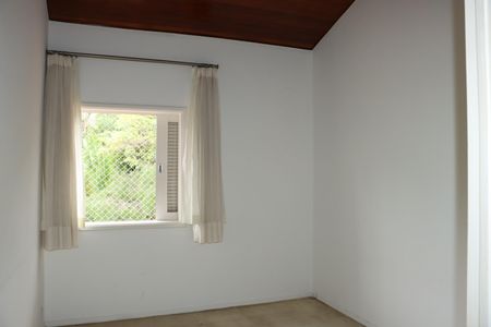 Casa de condomínio para alugar com 290m², 4 quartos e 4 vagasSuíte 3