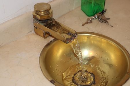 Casa de condomínio para alugar com 290m², 4 quartos e 4 vagasLavabo