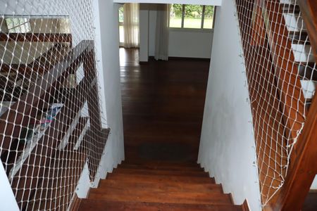 Casa de condomínio para alugar com 290m², 4 quartos e 4 vagasCorredor