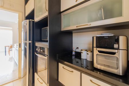 Apartamento à venda com 93m², 2 quartos e 2 vagas Apartamento à venda com 93m², 2 quartos e 2 vagasCozinha