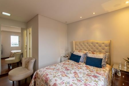 Apartamento à venda com 93m², 2 quartos e 2 vagas Apartamento à venda com 93m², 2 quartos e 2 vagasSuíte