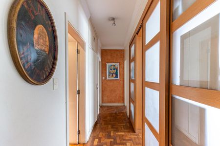 Apartamento à venda com 280m², 3 quartos e 2 vagasCorredor