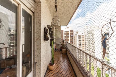 Apartamento à venda com 280m², 3 quartos e 2 vagasVaranda da Suíte 1