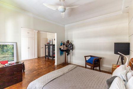 Apartamento à venda com 280m², 3 quartos e 2 vagasSuíte 1