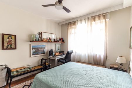 Apartamento à venda com 280m², 3 quartos e 2 vagasSuíte 2