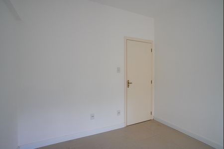 Apartamento à venda com 113m², 3 quartos e 3 vagasQuarto 2