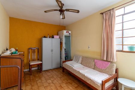 Casa à venda com 170m², 2 quartos e 2 vagasCopa