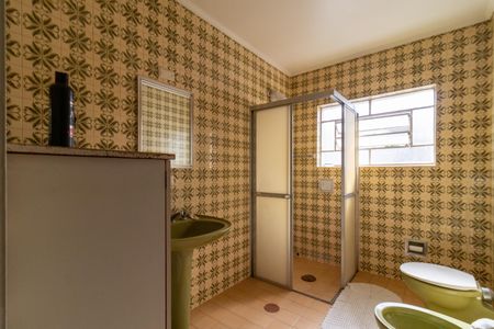 Casa à venda com 170m², 2 quartos e 2 vagasBanheiro