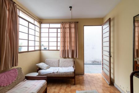 Casa à venda com 170m², 2 quartos e 2 vagasCopa