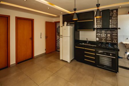 Sala/Cozinha de apartamento para alugar com 2 quartos, 70m² em Mantiqueira, Belo Horizonte